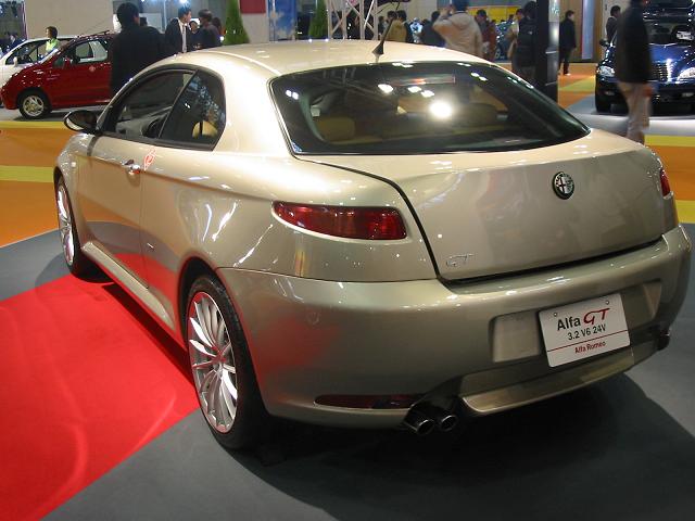 Alfa GT (後)